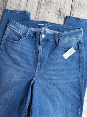 Old Navy Women's Medium Blue Straight Leg WOW Jeans 12 Tall High Rise stretch